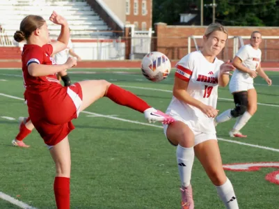 Emma Morris lifts PHS past Hurricane in MSAC showdown